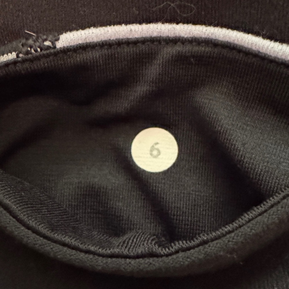 Lululemon Black womens yoga pants with Colorful Waistband, size 6 - Picture 5 of 5